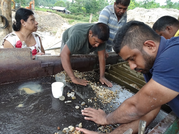 セイロン宝石|パリパナ｜セイロン宝石.com